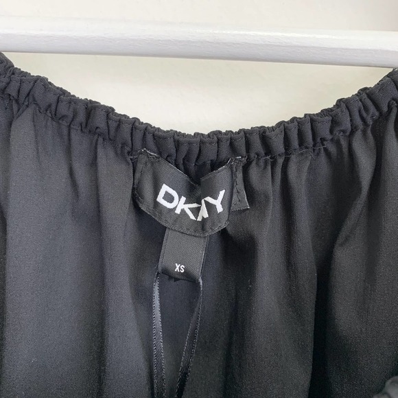 NWT DKNY ruffle-detail T-shirt Size XS - Picture 13 of 16